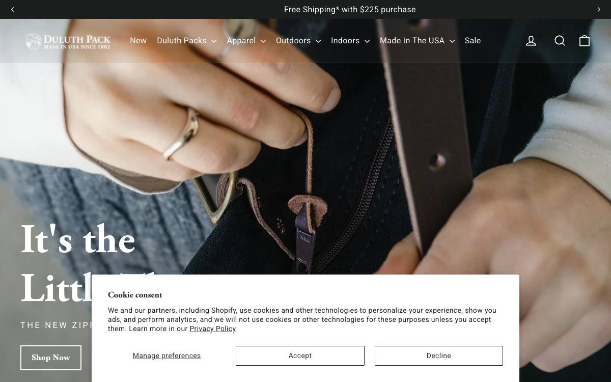 Screenshot of the website reached at duluthpack.com